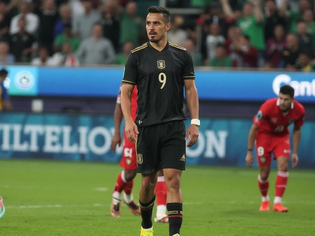 Raúl Jiménez Echoes Messi: No True Football Rivalry Between Mexico and Argentina