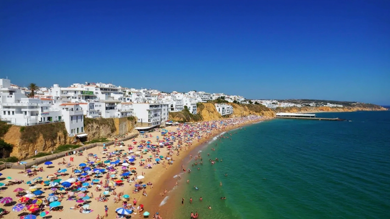 Two British Tourists Die in Albufeira Hotel Pool After Night Out